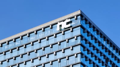 엔씨소프트, 주가 수준 최하단…뚜껑 열기 전까진 '매수' 권고