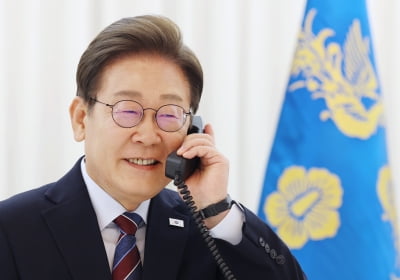 [속보] "李대통령, 이시바 日총리와 첫 전화 통화" [교도통신]