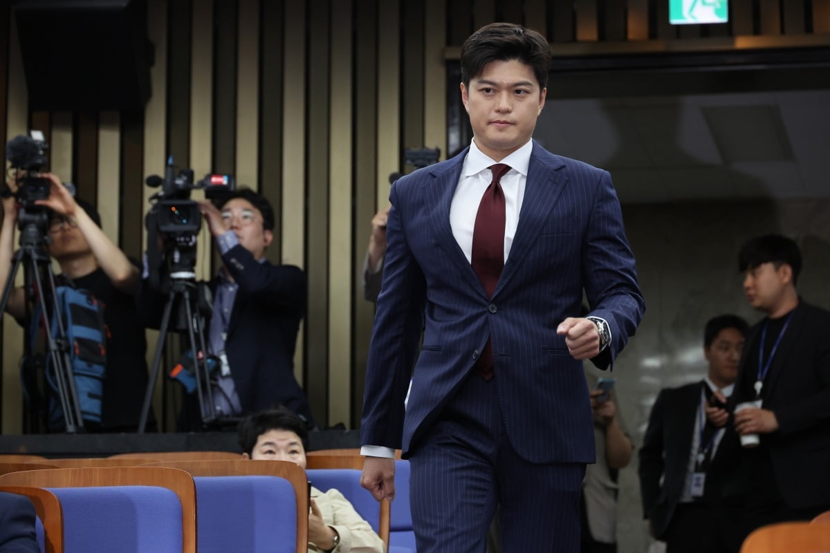 의총 참석하는 김용태 비대위원장./사진=연합뉴스
