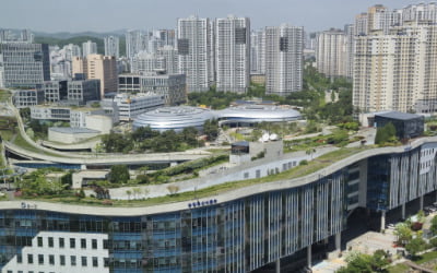세종시 인기에…전국 아파트 낙찰가율 34개월 만에 최고
