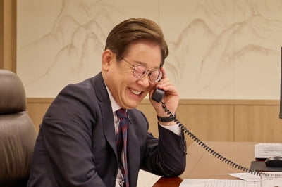 李대통령 첫 지지율 성적표 53%…尹 초기보다 5%p 높아 [NBS]