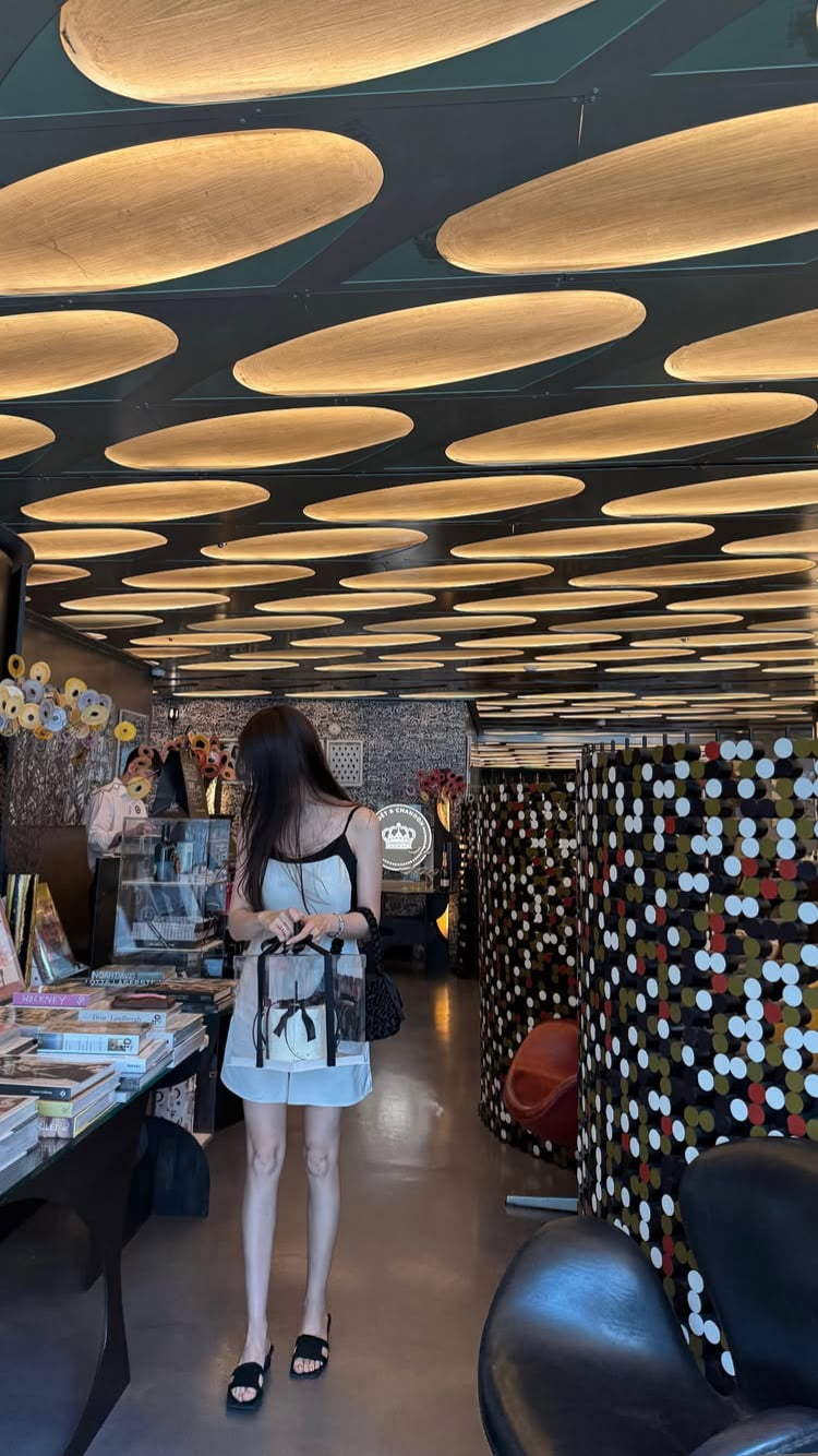 Singer Hyomin Celebrates Birthday with Friends Amidst Happy Moments