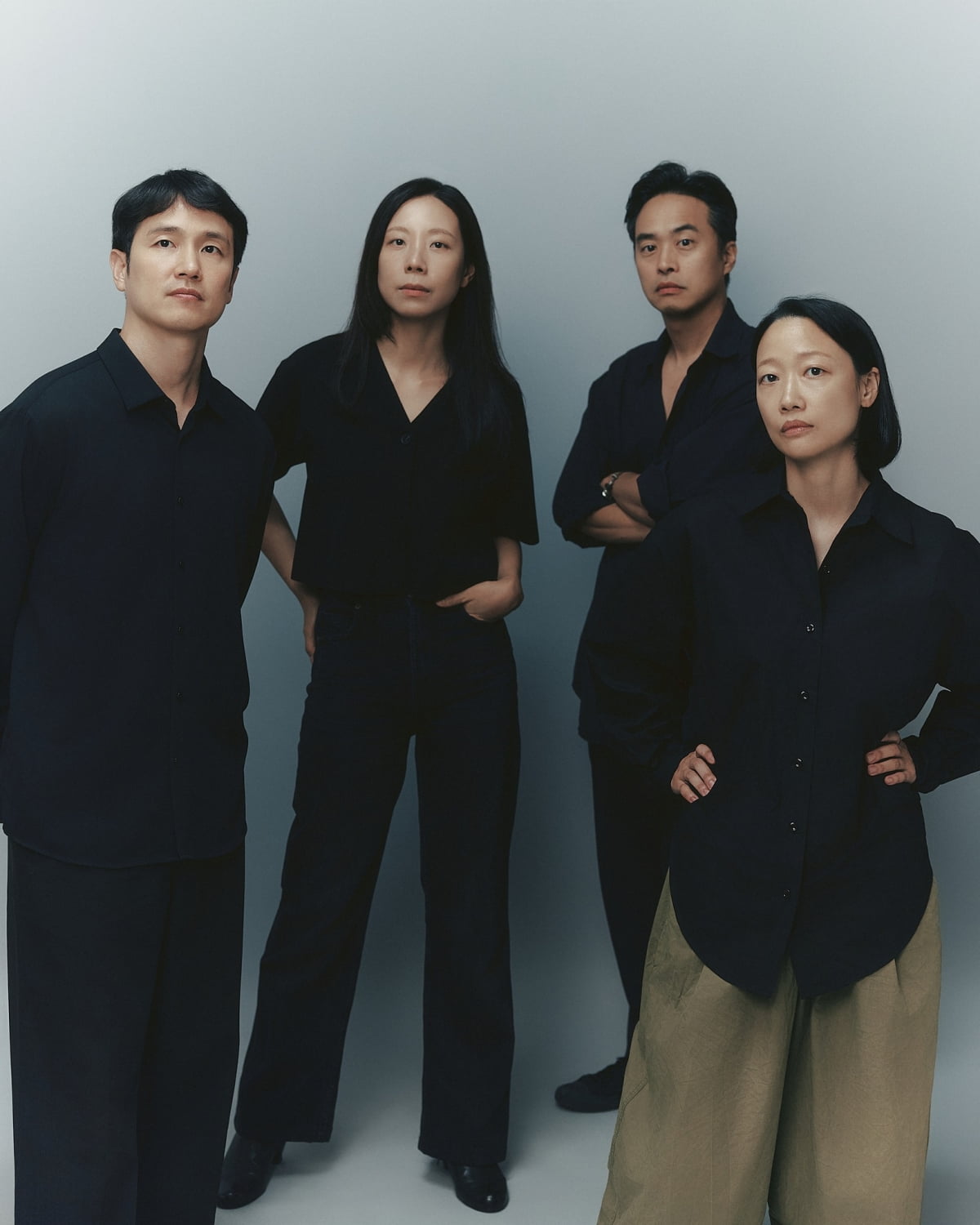 공동 창작집단 '양손프로젝트. 오른쪽부터 박지혜 토토사이트 아띠과 배우 손상규, 양조아, 양종욱 배우/사진=양손프로젝트 