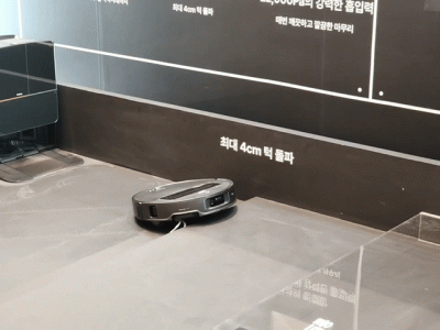 강남 신세계百에 팝업까지…또 '잭팟' 노리는 中 로봇청소기