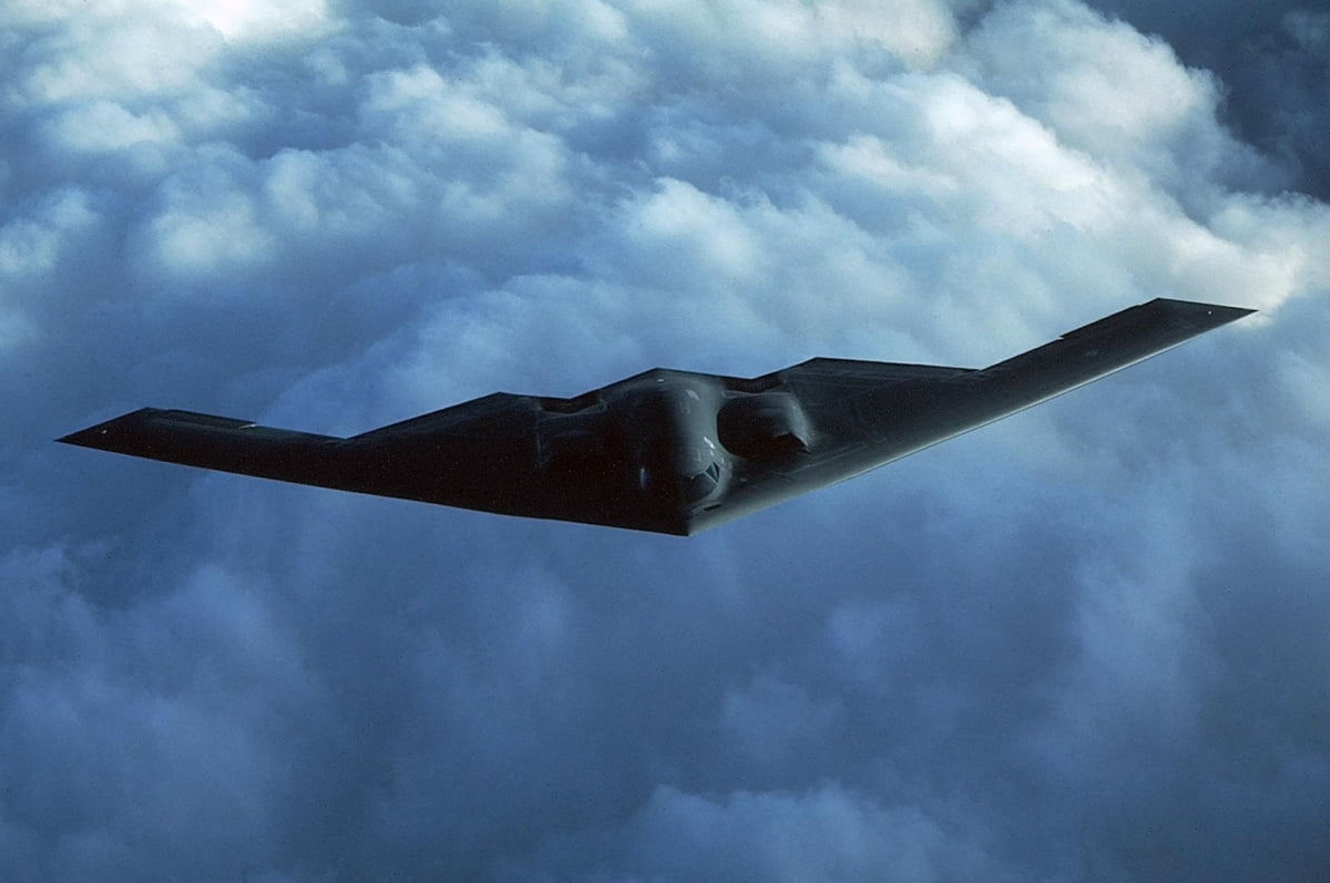 미국은 B-2 스텔스기에 벙커버스터를 탑재해 이란 우라늄 농축 시설이 있는 포르도를 타격했다. / AFP연합뉴스