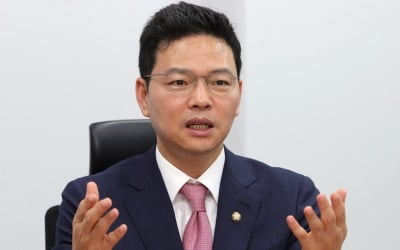 국힘 박정훈 "'방통위 폐지' 최민희, 李에 찍혀도 '갈 길 간다'는 용기 가상"