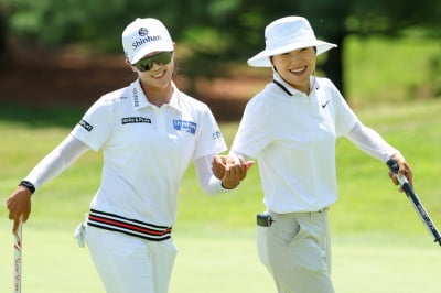 '섬 소녀들의 반란' 임진희·이소미, 동병상련 딛고 날아올랐다