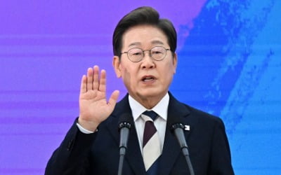 '가덕신공항·행정수도완성' 파란불?…'李 지역 공약' 관심 집중