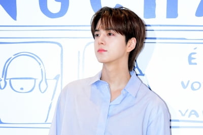 [포토] 더보이즈 영훈, '팬들 반하게 만드는 멋진 모습'