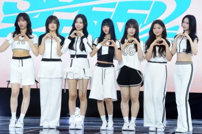 '오마이걸 후배' 유스피어 "WM의 대들보 되겠다" 당찬 데뷔 [종합]