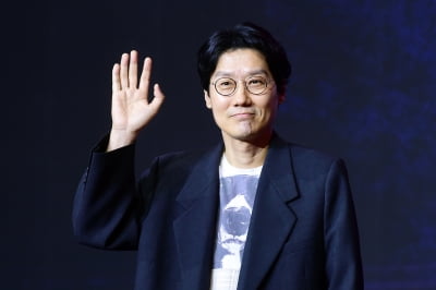 '오겜' 감독, '어쩌면 해피엔딩' 토니상 수상 언급 "깜짝 놀랐다"