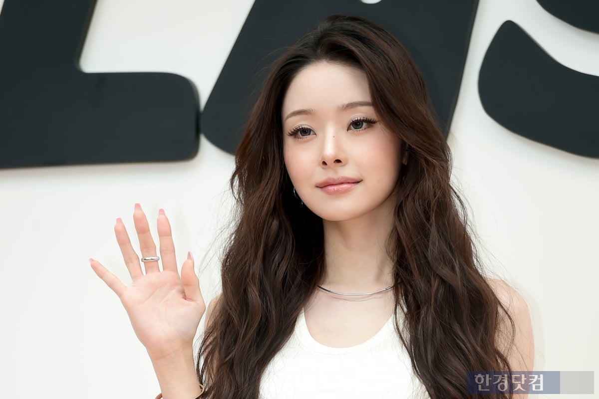 [포토] 프리지아, '시선 싹쓸이하는 아름다운 자태'