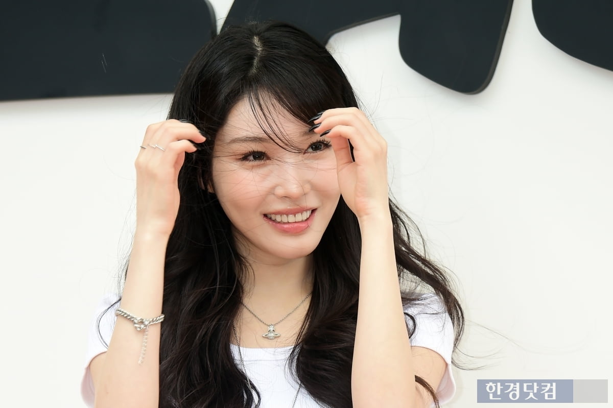 [포토] 청하, '활짝 핀 꽃미모'