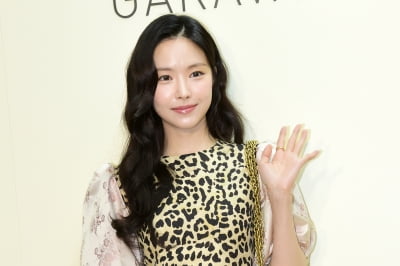[포토] 손나은, '예쁘다는 말로는 부족해~'