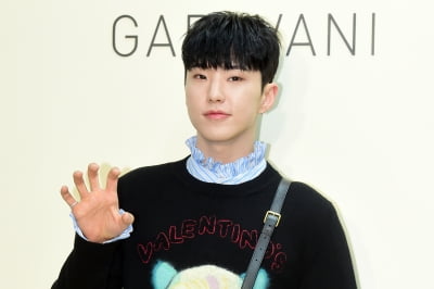 [포토] 세븐틴 호시, '팬들 마음 흔드는 멋진 모습'