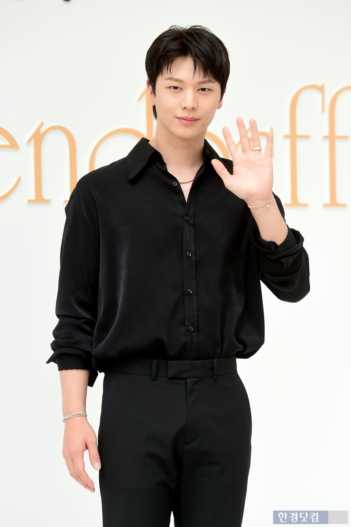 [포토] 육성재, '멜로디 빠져들게 만드는 멋짐'