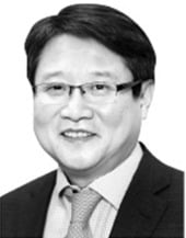 [윤성민 칼럼] '중동의 북한' 이란, 열고보니 종이호랑이였다
