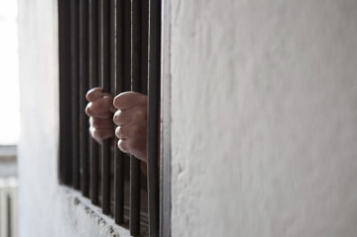 7세 여아 성폭행하고 살해한 中 20대 사형…"토끼보러 가자" 유인