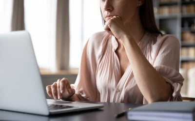 응원금만 4억 터졌다…요즘 작가들 몰리는 '이곳' 정체는