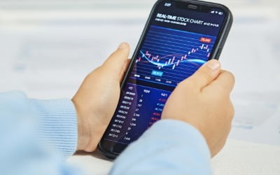 LG전자·에스엠씨지 담은 초고수들…JB금융지주는 팔아