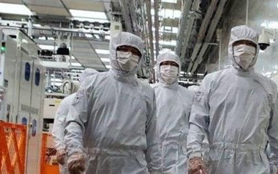 "미국, 삼성·SK 중국 공장에 미 반도체장비 반입 제한 추진"