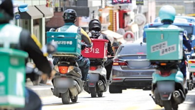 국토부, 배달 공제보험 출시 1년…이용자 10만명 돌파