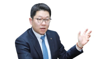 "대형 IPO 하반기 재개 예상…AI·방산·뷰티 관심 집중"