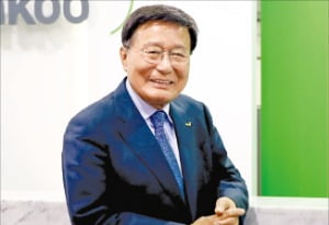 "40년 동안 매일 새벽 숨찬 토토사이트 그리스 주소 경쟁 앞서 자신부터 이겨야"