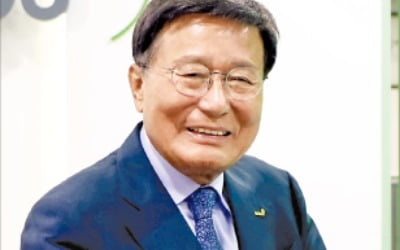 "40년 동안 매일 새벽 숨찬 운동…남과 경쟁 앞서 자신부터 이겨야"