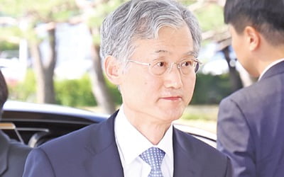 대법관 증원법에…조희대 "공론의 장 마련돼야"