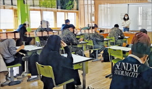 [테샛 공부합시다] "재정과 통화정책, 환율 분석 문항 까다로워"