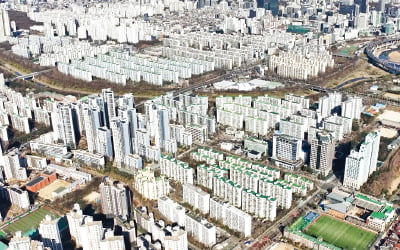 "용산·성수 놓칠 수 없다"…랜드마크 선점 경쟁