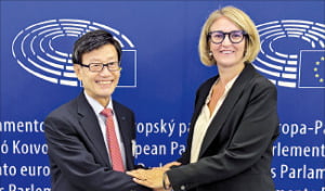 윤진식 무협 회장, 브뤼셀서 EU 통상 '아웃리치'