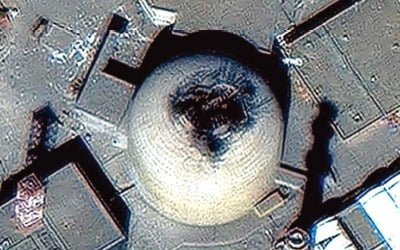 트럼프 "공격 2주내 결정"…이란, 美·유럽과 투트랙 협상