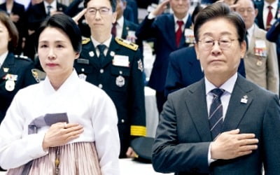 부동산 실패' 文과 달리…초기부터 초강력 금융대책 꺼내든 李정부