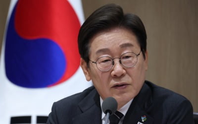 [속보] 李대통령 "공평한 소비승수와 경기진작 잘 고려한 추경안"
