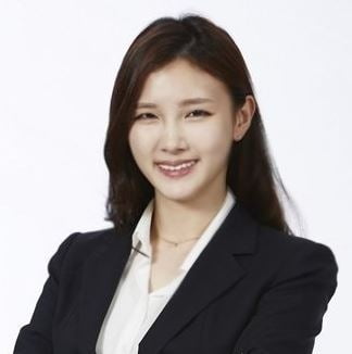 최태원, SK 경영진들과 1박2일 끝장토론…장녀 최윤정도 참석