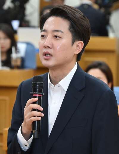 이준석에 쏟아지는 분노...'제명 청원' 20만명 돌파