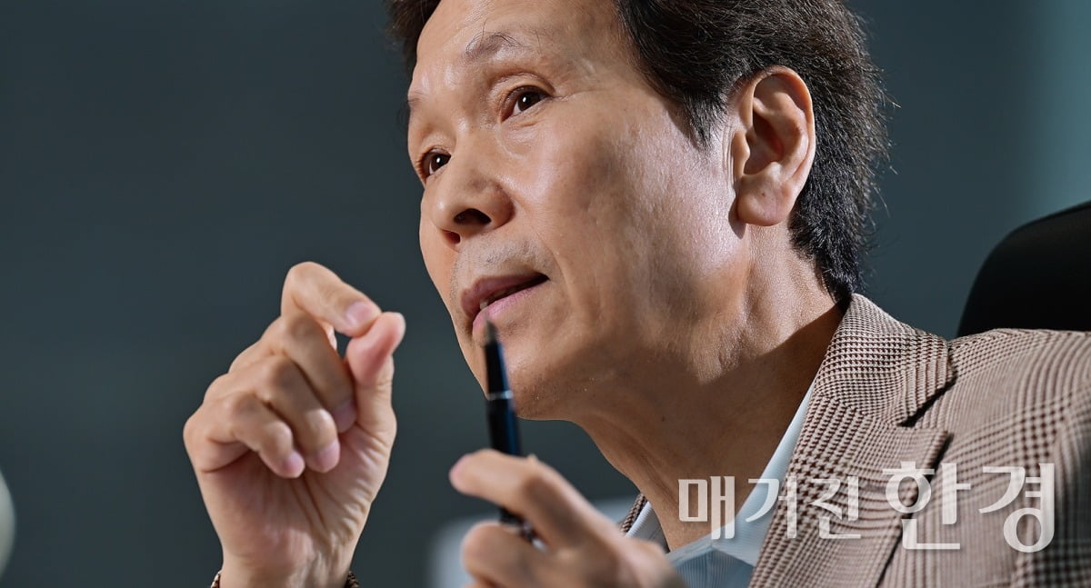 “기술주가 미래를 지배한다…투자의 본질은 ‘시간’과 ‘방향’”