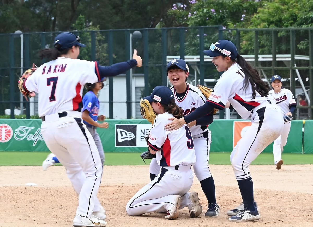 스포트라이트 바깥의 야구를 말하다, 황혜정 기자의 야구 이야기