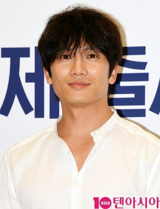 俳優ジソン、10年ぶりにMBCに復帰!新ドラマ『判事イ・ハンヨン』で新たな挑戦