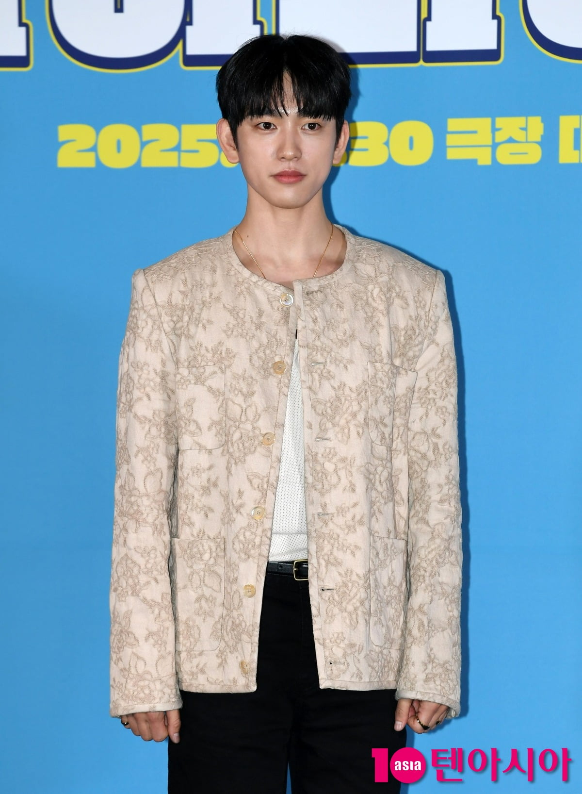 俳優パク・ジニョン、映画『ハイファイブ』で新たな挑戦!