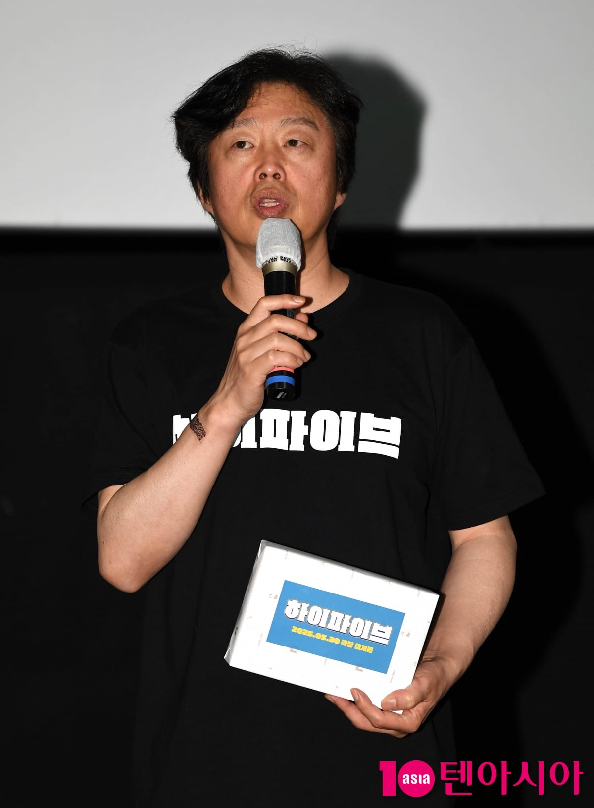 映画『ハイファイブ』舞台挨拶にキム・ヒウォンが登場!