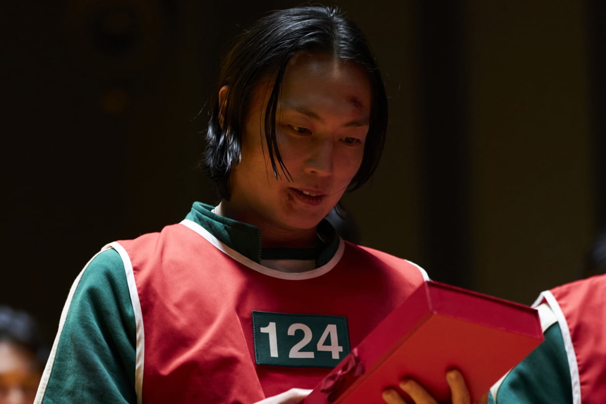 Netflix Unveils Main Trailer and New Stills for 'Squid Game' Season 3