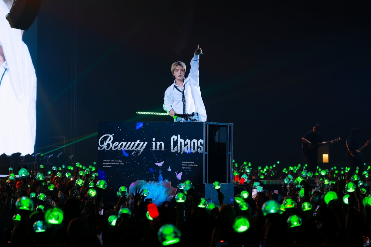 キム・ジェジュン、ロックスピリットで日本を魅了！