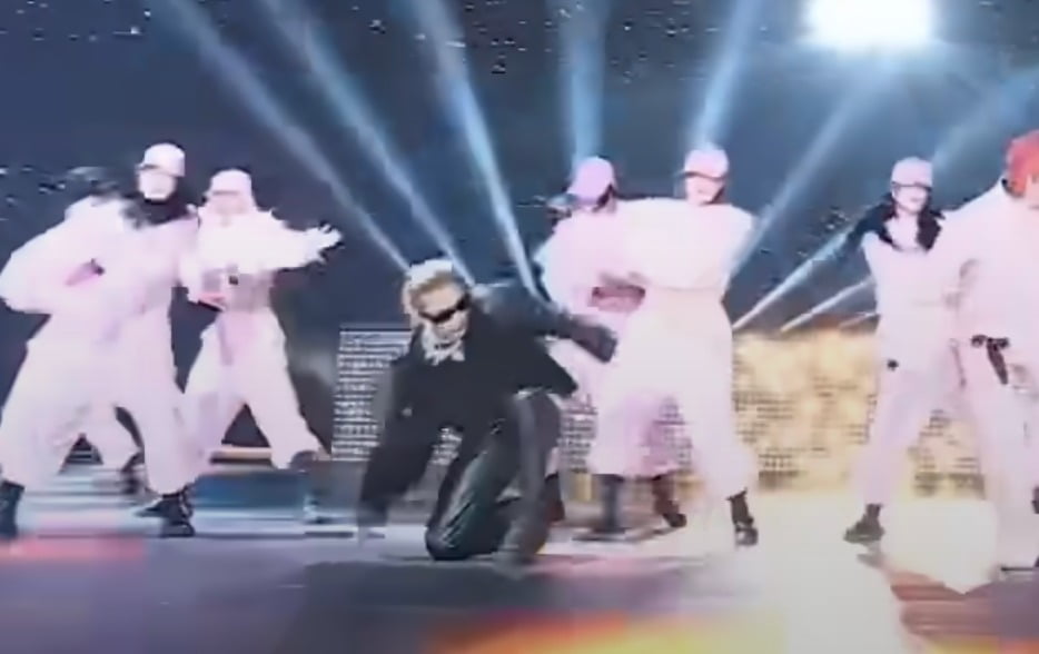 Big Bang's G-Dragon, Taeyang, and Singer BIBI Showcase Professionalism Amid Stage Mishaps
