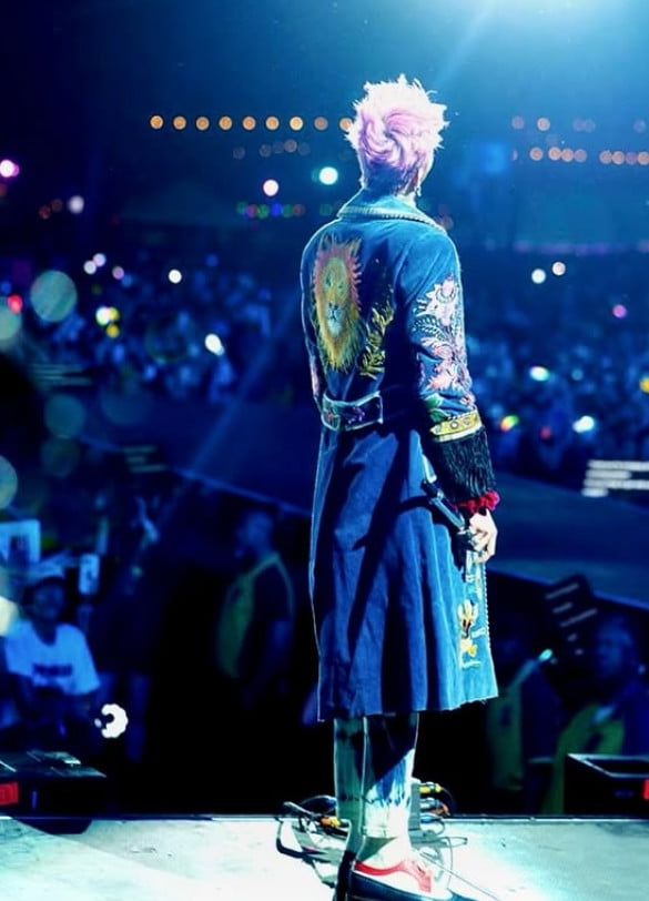 G-Dragon、独自のオーラでファンを魅了