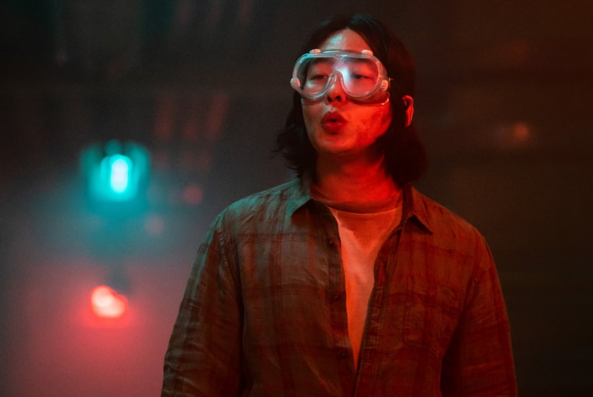 Ahn Jae-hong Delivers a Whirlwind of Laughter in 'HI-FIVE'