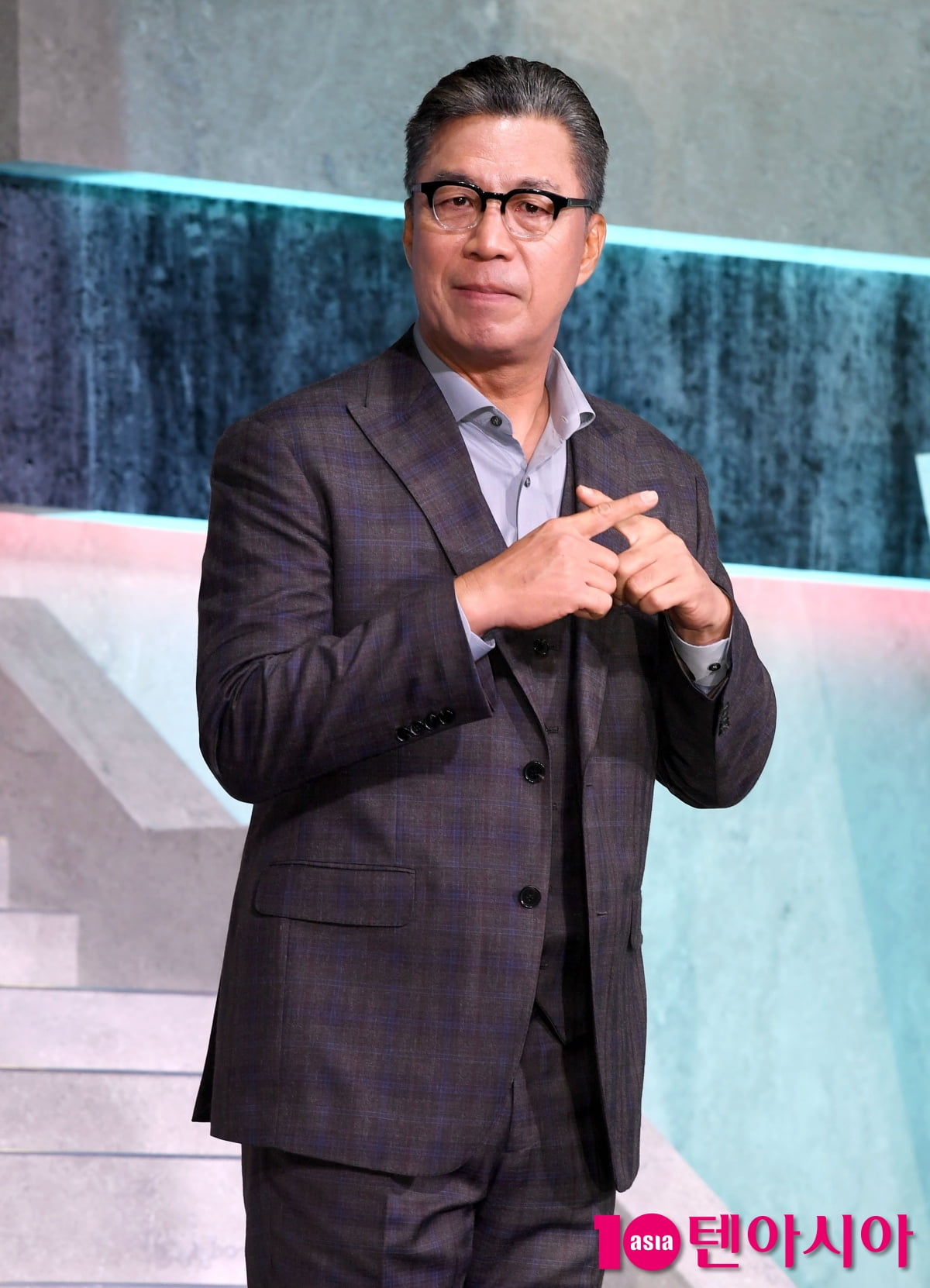 俳優アン・ギルガン、Netflixシリーズ『クァンジャン』制作発表会に登場