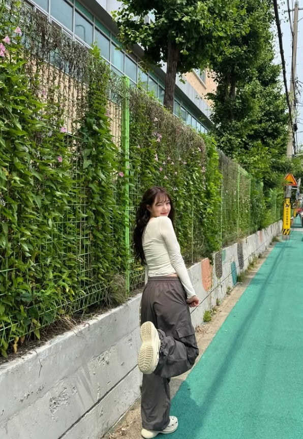 元GFRIENDのイェリン、愛らしさでファンを魅了